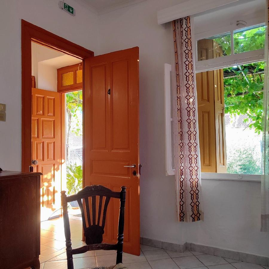 ואטי Maroudas Traditional Guest House מראה חיצוני תמונה